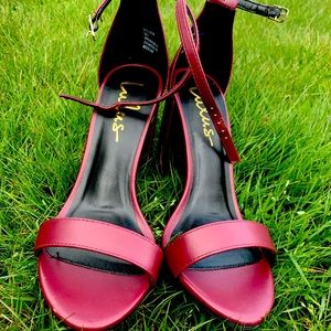 Lulu’s Taylor Block Heels size 7
